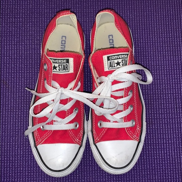 Women’s converse - Picture 1 of 4